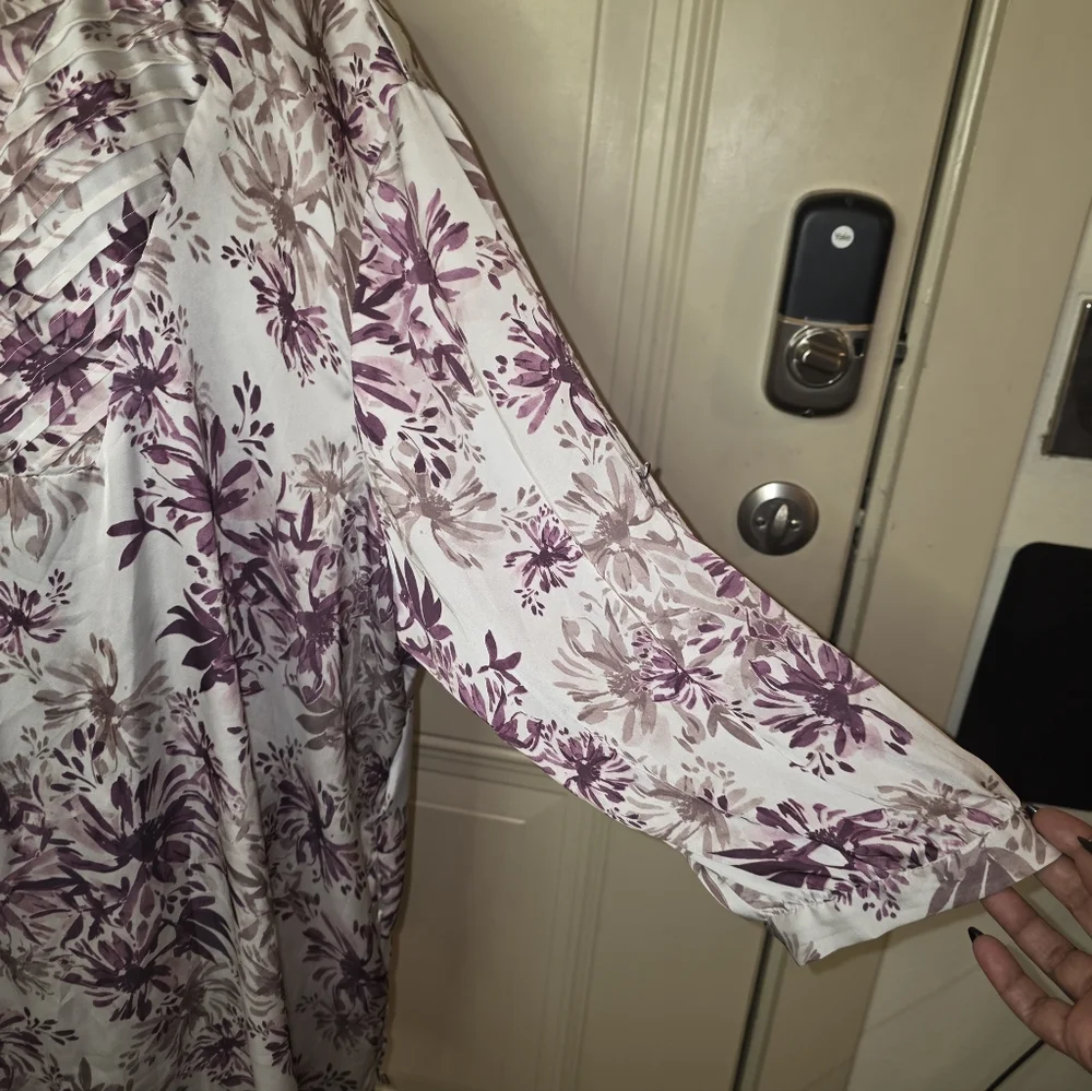 Avon V Cut Pleated Roll Tab Tunic Top 3x Boho, Floral,Coastal,Spring, Summer - Picture 6 of 11